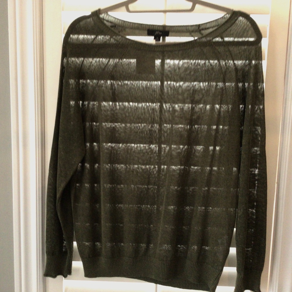 J Crew women’s pullover sweater